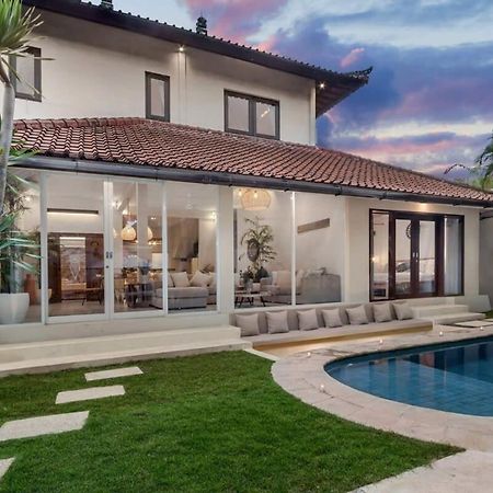 Villa New York - 4 Bdr Pool Luxury Villa, Next To The Forge Bali Seminyak  Bagian luar foto