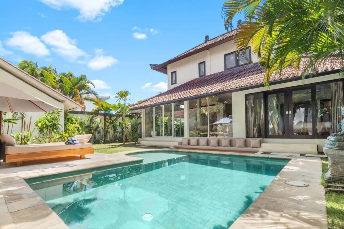 Villa New York - 4 Bdr Pool Luxury Villa, Next To The Forge Bali Seminyak  Bagian luar foto