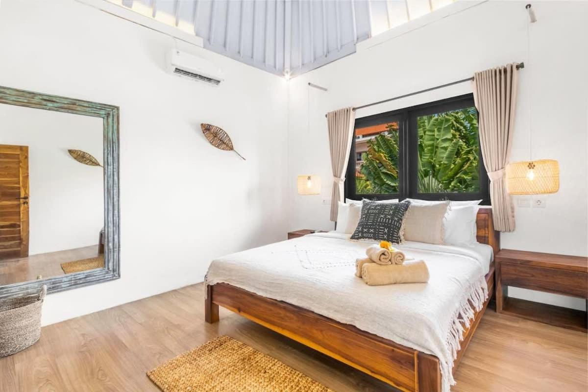 Villa New York - 4 Bdr Pool Luxury Villa, Next To The Forge Bali Seminyak  Bagian luar foto