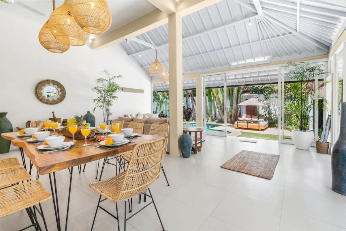 Villa New York - 4 Bdr Pool Luxury Villa, Next To The Forge Bali Seminyak  Bagian luar foto