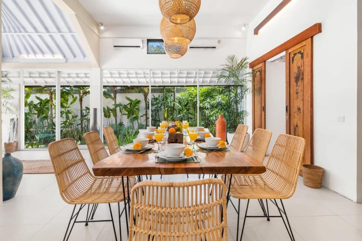 Villa New York - 4 Bdr Pool Luxury Villa, Next To The Forge Bali Seminyak  Bagian luar foto