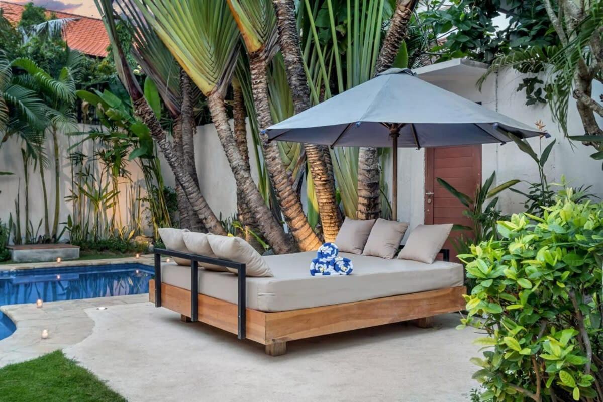 Villa New York - 4 Bdr Pool Luxury Villa, Next To The Forge Bali Seminyak  Bagian luar foto